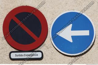 directional traffic signs